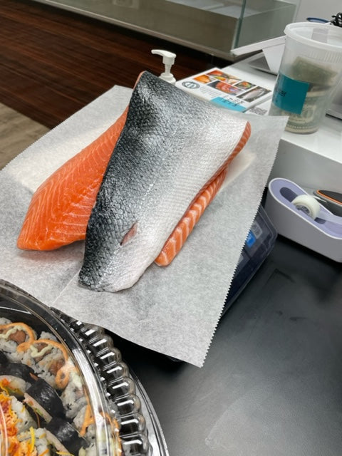 pack-salmon-slab-fillet-on-pack-fish-paper