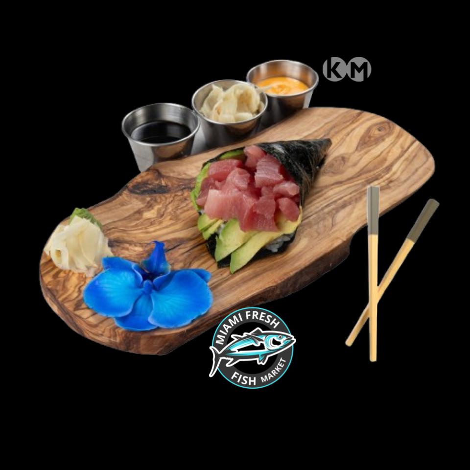 #9 Tuna Sushi Hand Roll